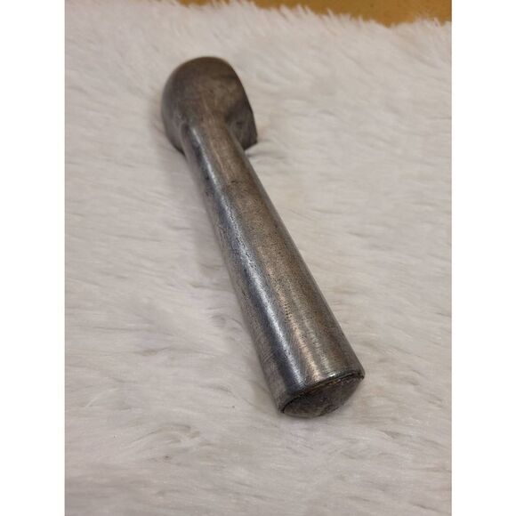 Vintage Aluminum Ice Cream Scoop - Picture 2 of 4